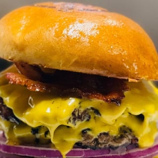 Bacon Cheeseburger